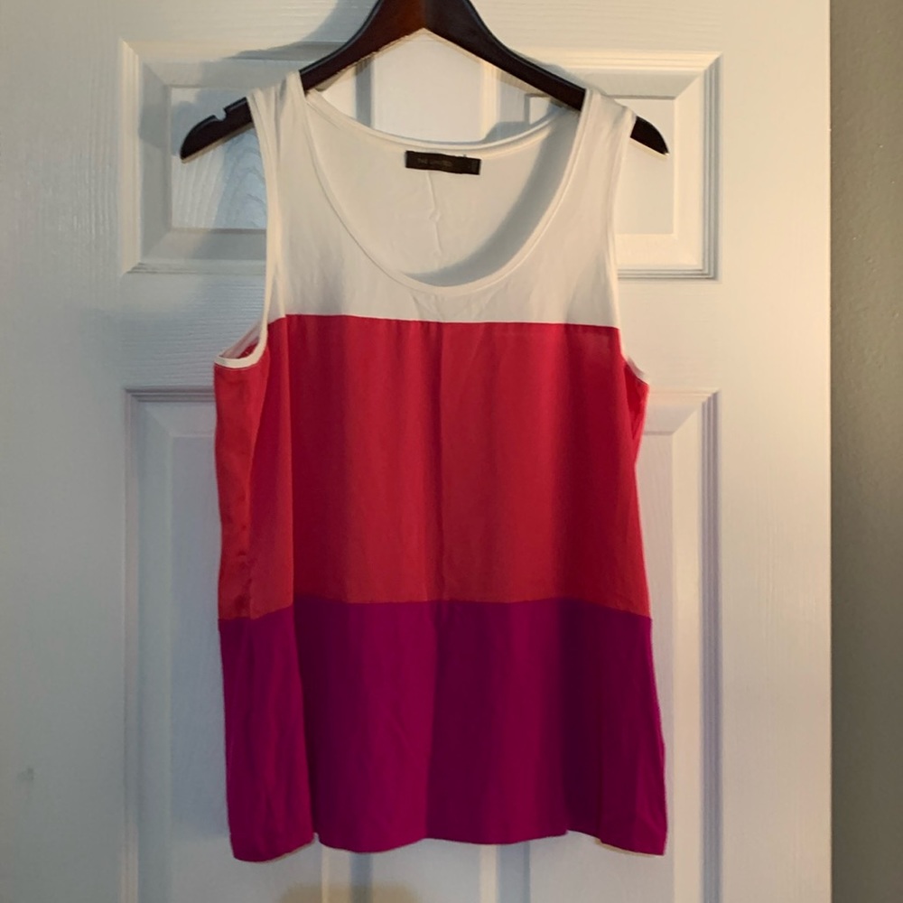 Sleeveless blouse